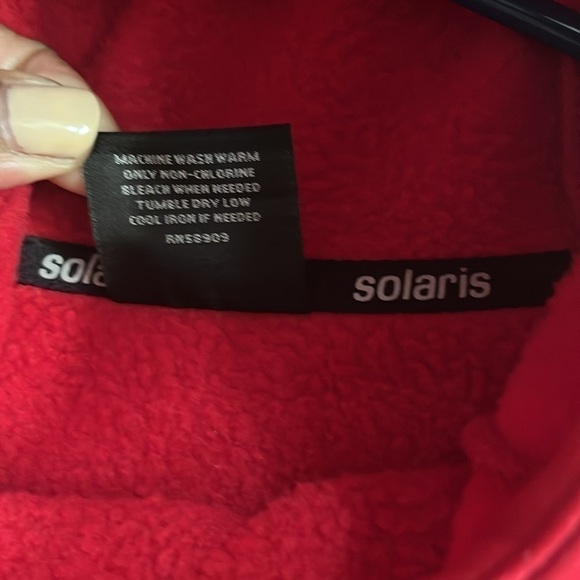 Solaris Men’s Pullover Red Hoodie Size M Slim Kangaroo pocket - Picture 12 of 13